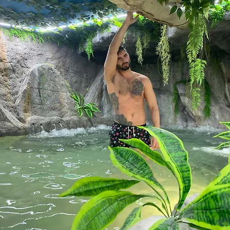 Futurotel Space Hostal