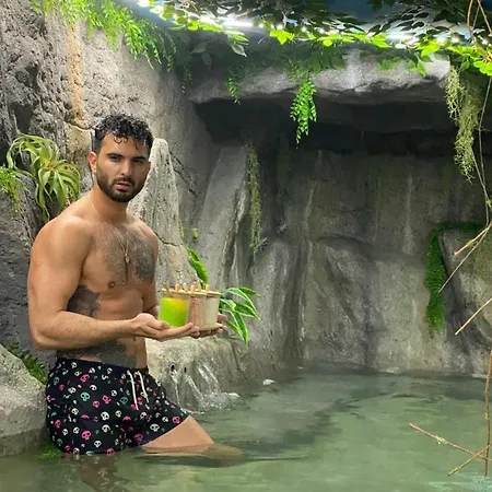 Futurotel Space * Grenade