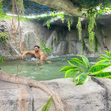 Futurotel Space Auberge de jeunesse Grenade