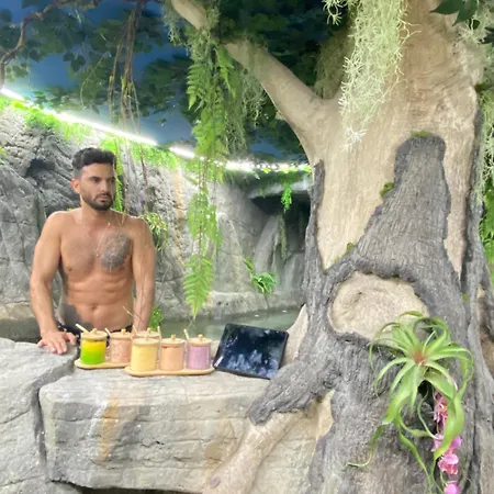 Futurotel Space Grenade