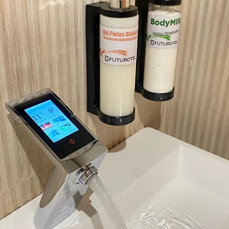 Futurotel Space * Grenade