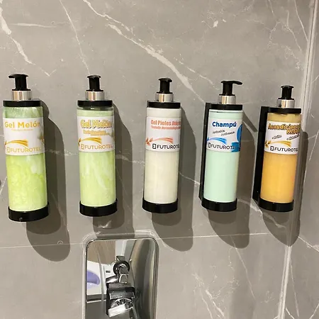 Futurotel Space Auberge de jeunesse Grenade