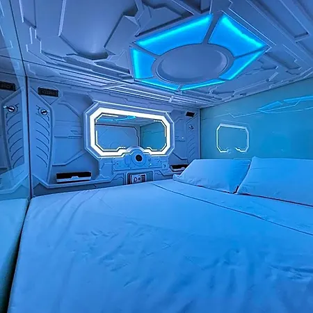 Hostel Futurotel Space Granada