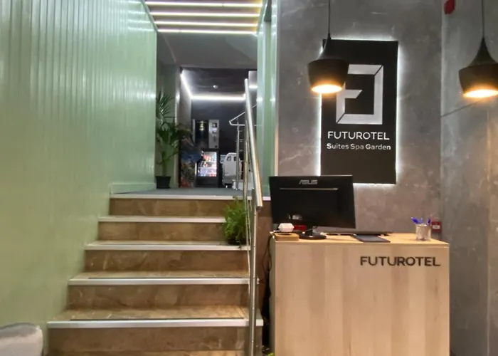 Futurotel Space * غرناطة
