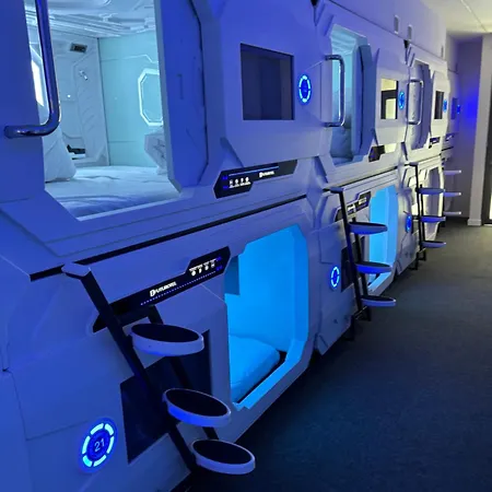 Vandrarhem Futurotel Space
